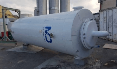 איפה אוגרים כמויות ענק של נוזלים? איפה אוגרים כמויות ענק של נוזלים?